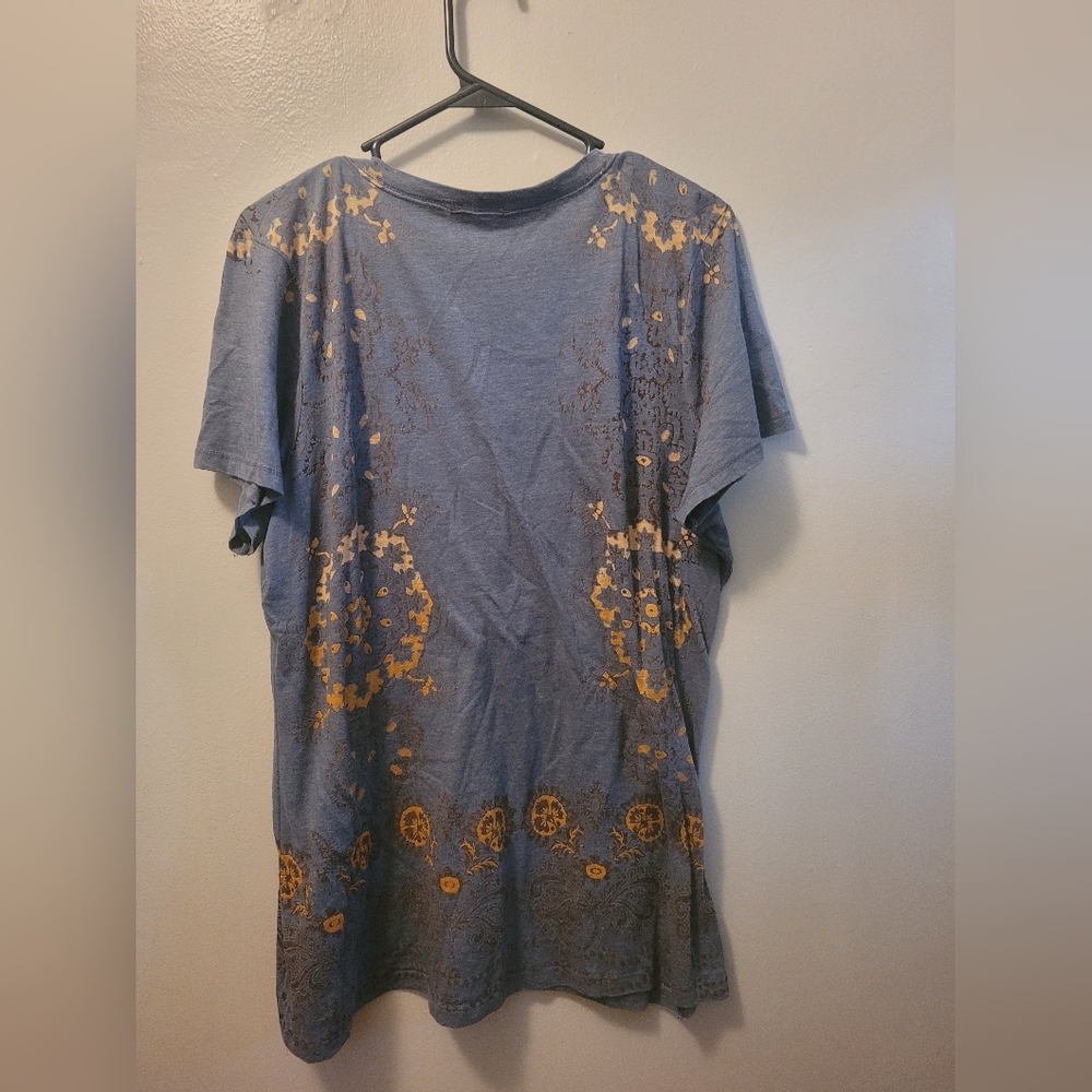 Maurices top